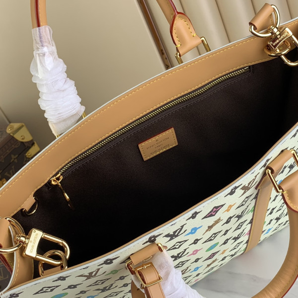 l**is V*t*n sac plat carryall