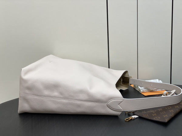 l**is V*t*n low key hobo jh-31*35*18cm