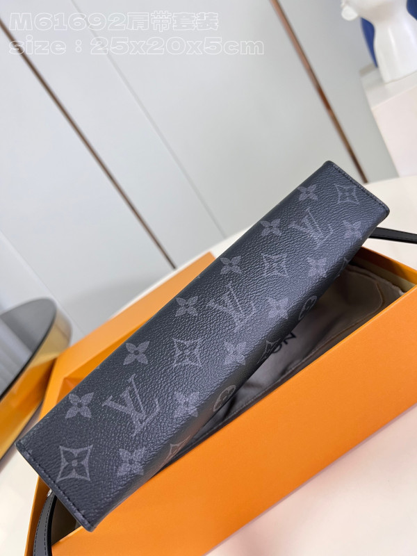 l**is V*t*n monogram toiletry pouch-25*20*5.5cm