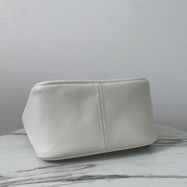 Pra*a medium leather handbag-25*18.5*12.5cm