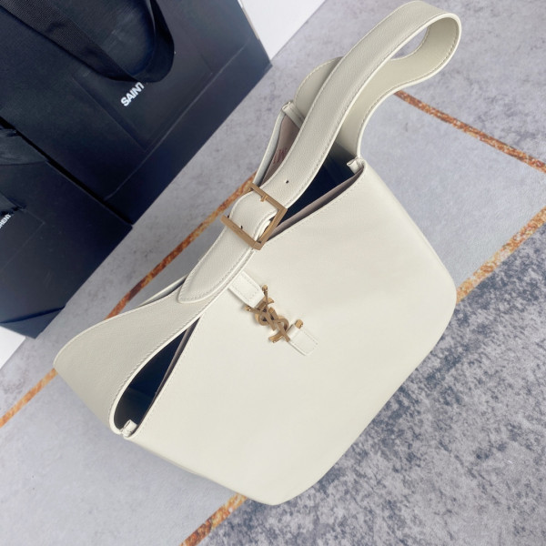 YSL LE 5 À 7 SOFT HOBO BAG - 30x31x13cm