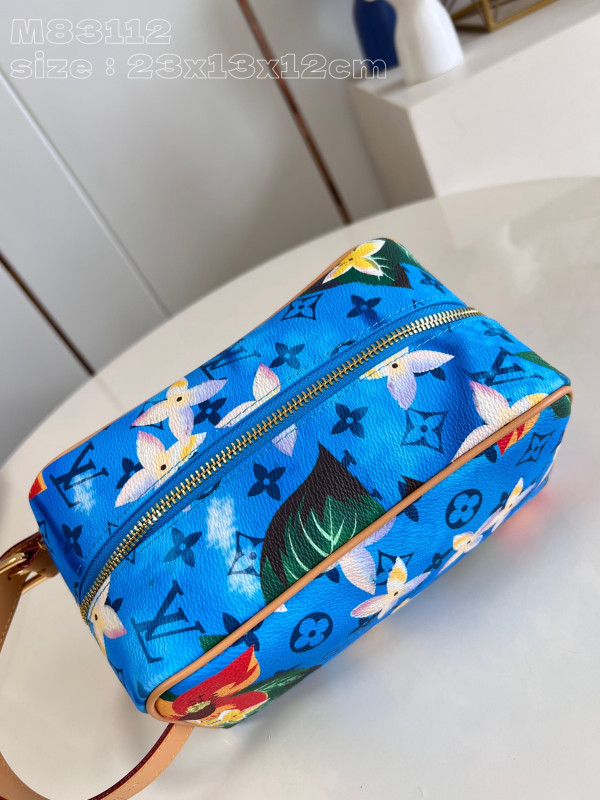 l**is V*t*n locker dopp kit bag-23*13*12cm