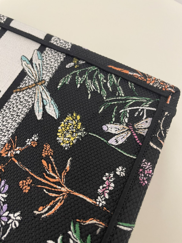 medium D*or book tote-36*18*28cm