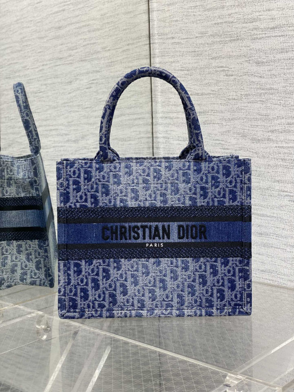 small D*or book tote-26cm