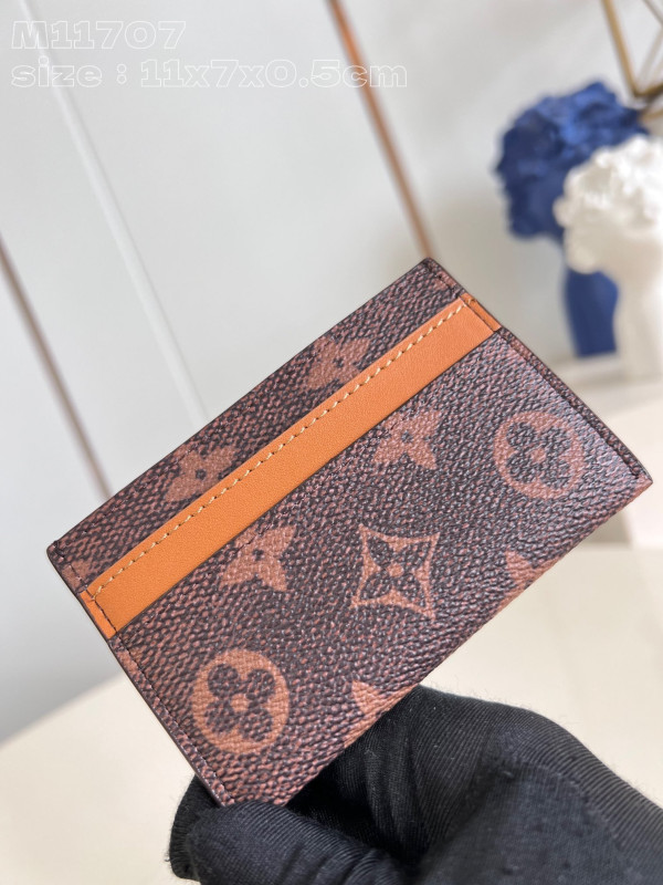 l**is V*t*n card holder-11*7*0.5cm