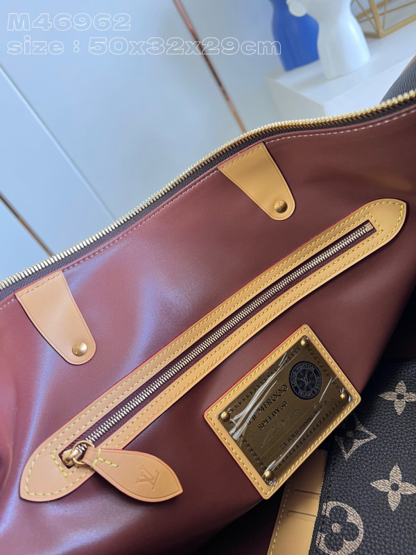 l**is V*t*n speedy p9 bandoulière 50