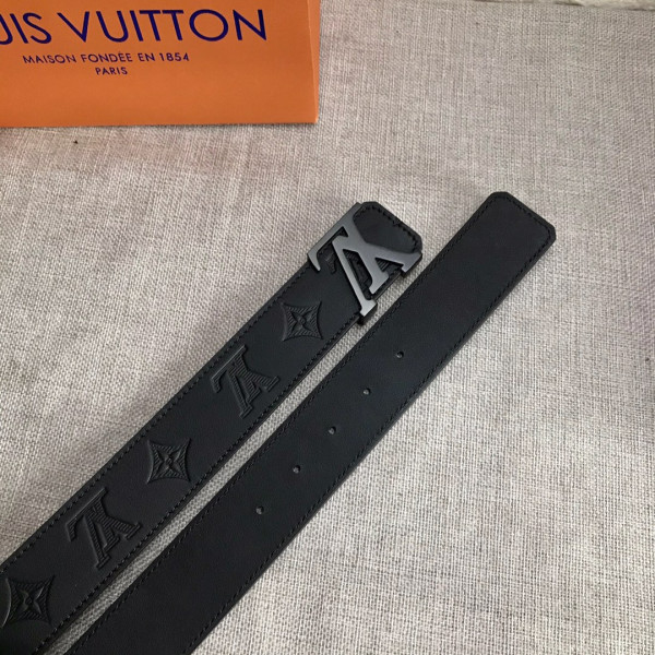 l**is V*t*n belt