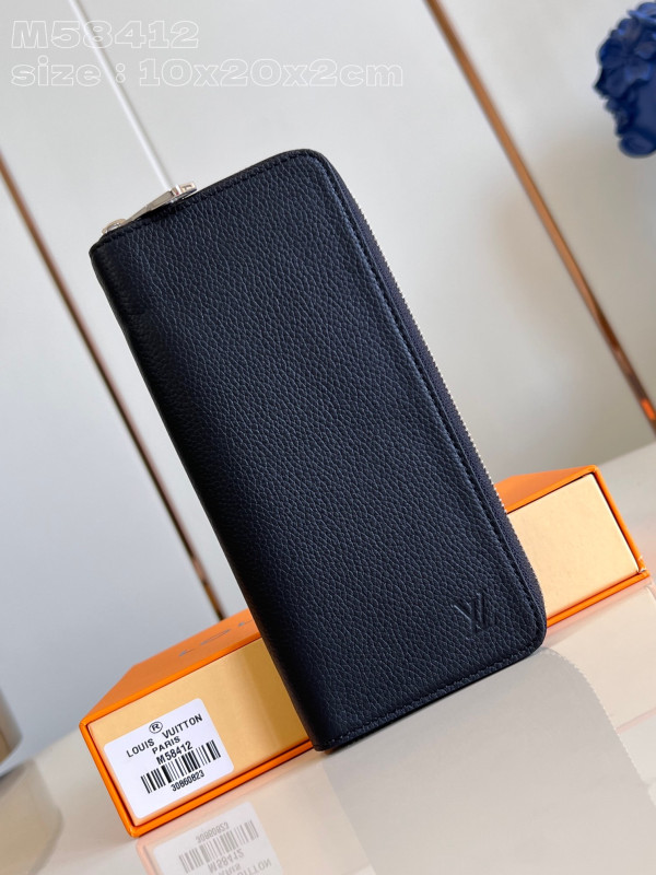 l**is V*t*n zippy wallet-10*20*2 cm