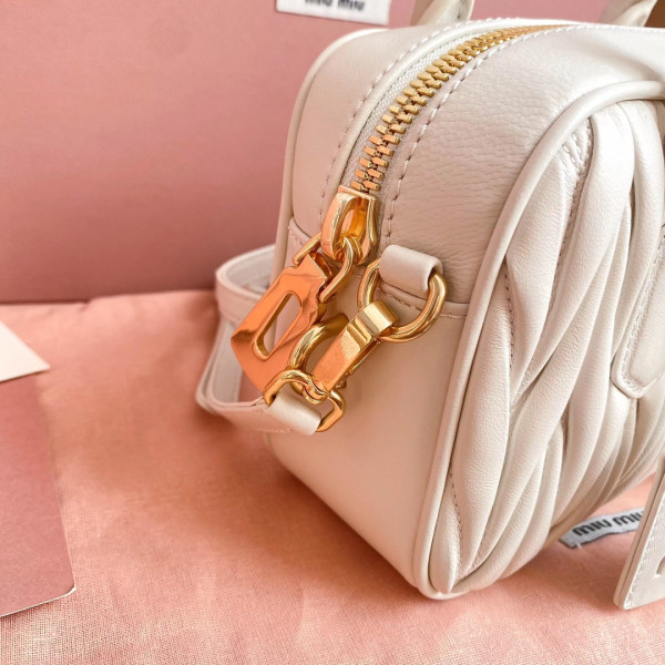 MIUMIU Arcadie matelassé nappa leather bag-19*13*6CM