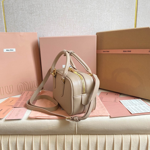 MIUMIU Arcadie leather bag-22X10.5X7.5Cm