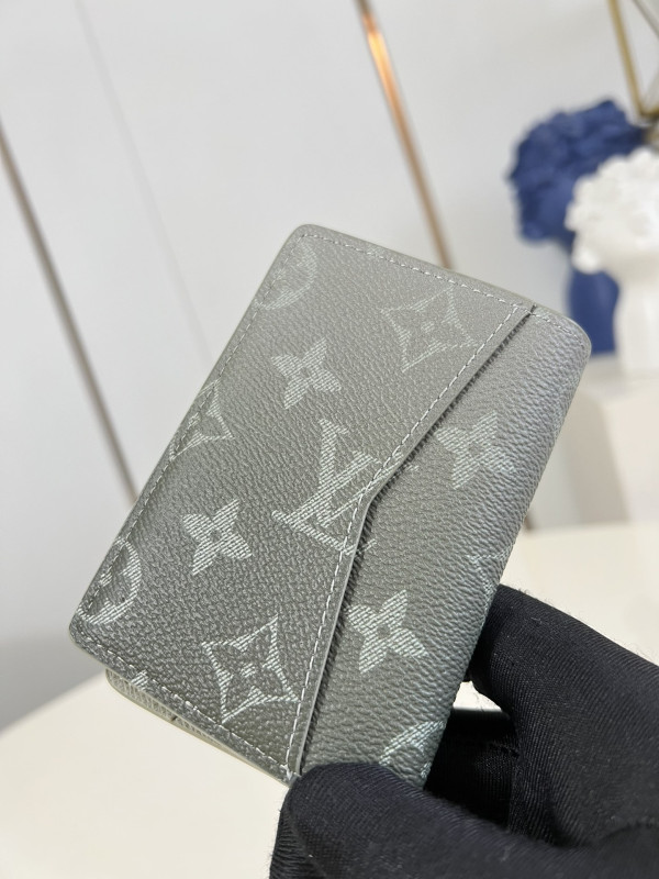 l**is V*t*n pocket organizer-7.5*11.1*1 cm