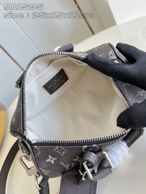 l**is V*t*n keepall bandouliÈre 25
