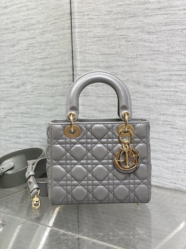 lady D*or - 20cm