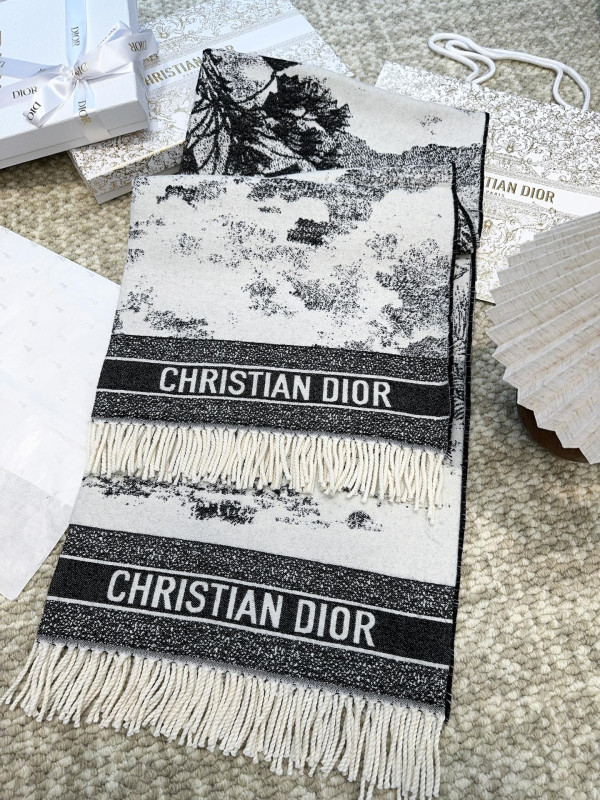 D*or scarf