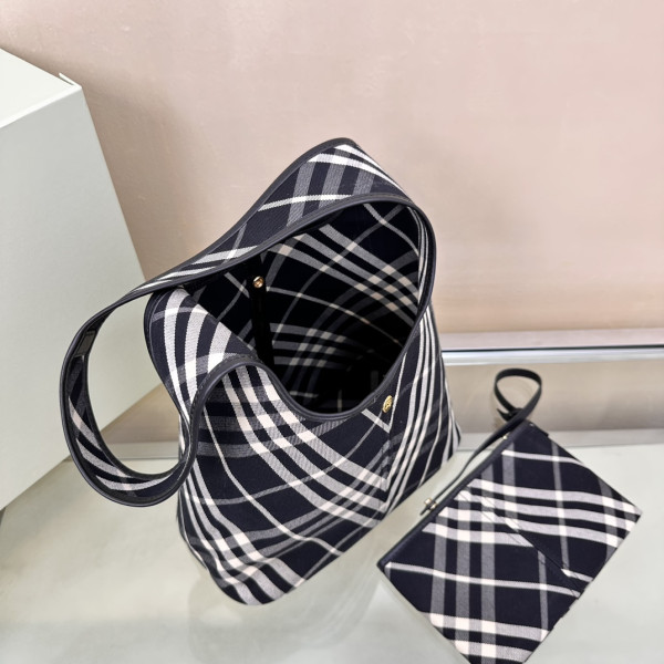 B**rry small check shoulder bag
