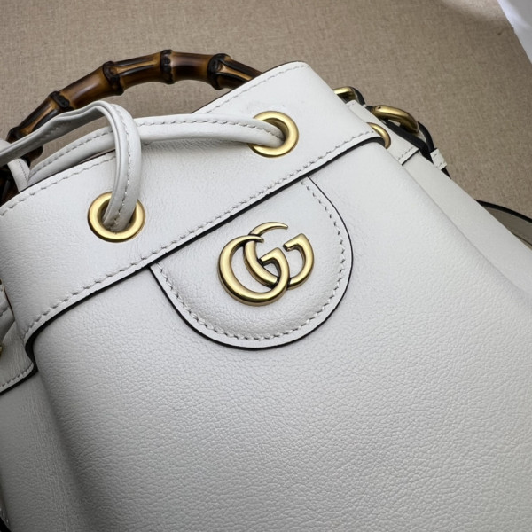 G*u*i diana small bucket bag
